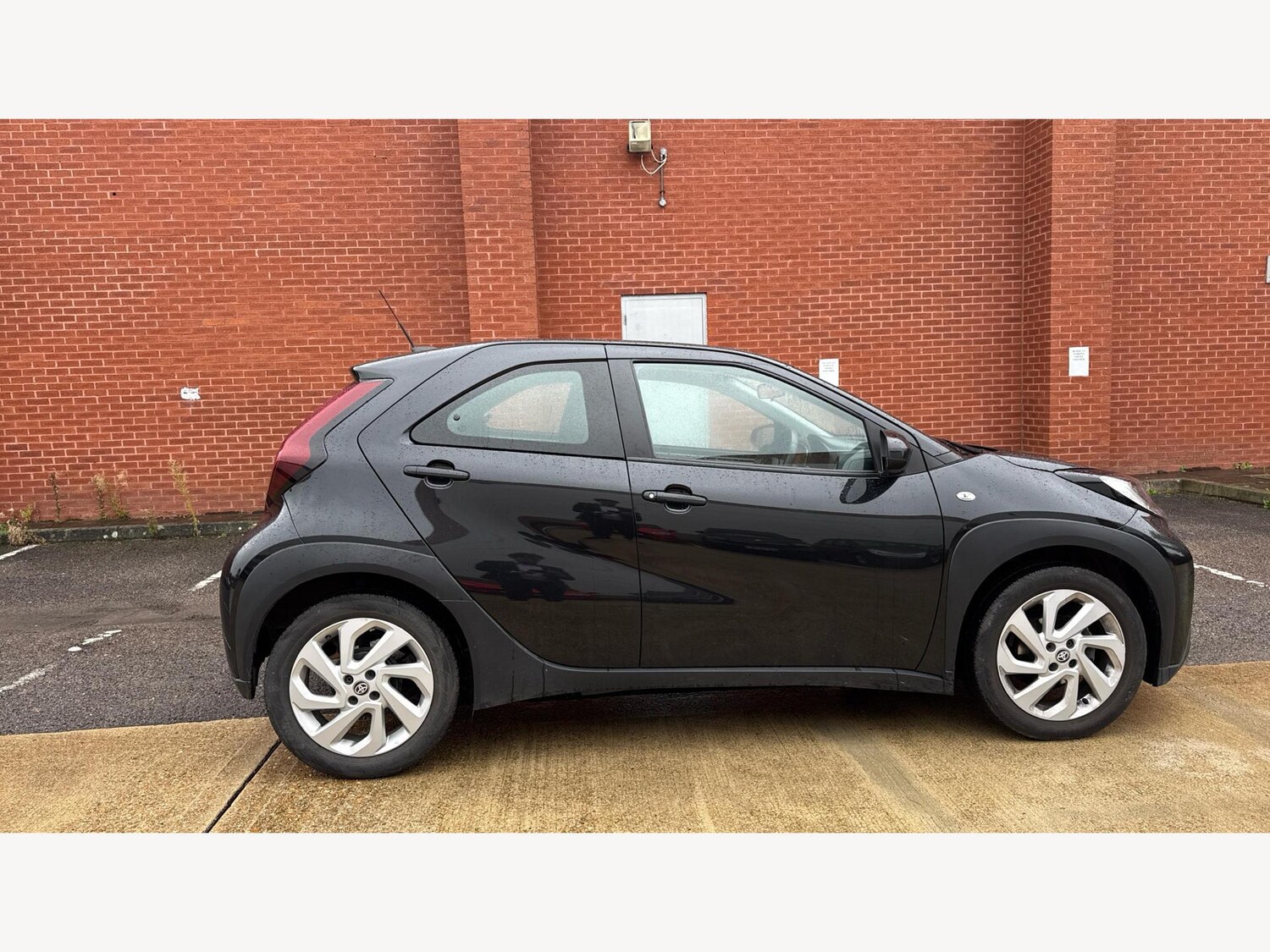 Used Toyota Aygo X 2022 for sale - 76072753: Photo 18
