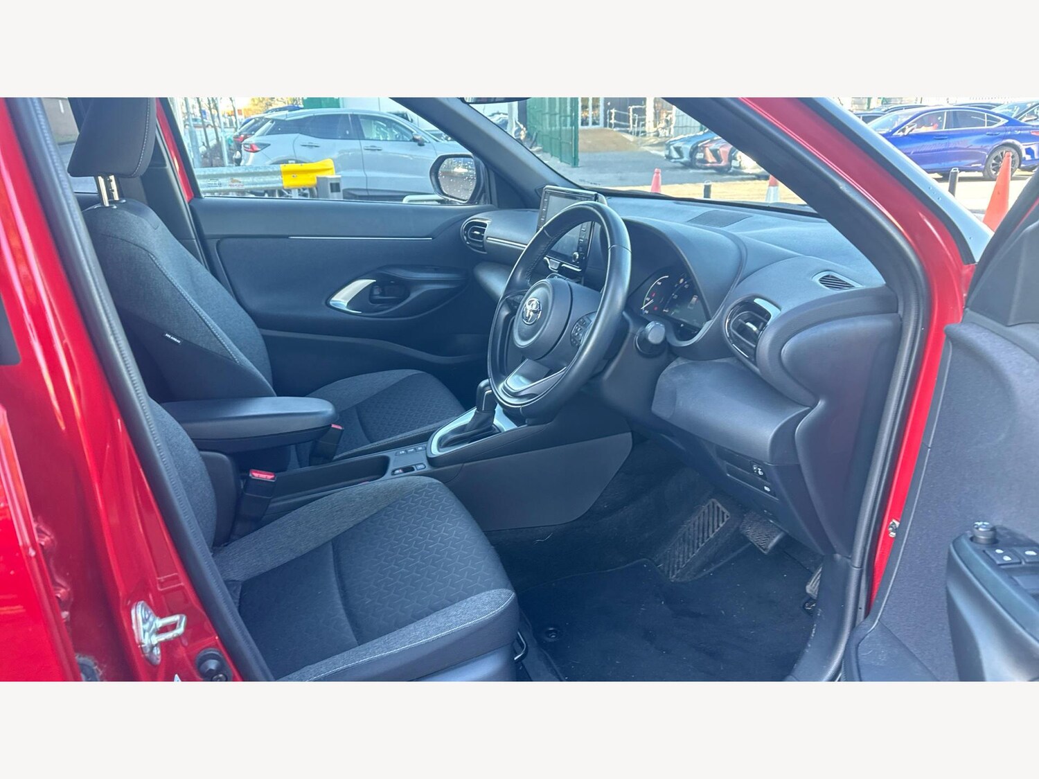 Used Toyota Yaris Cross for sale - 77230336: Photo 13