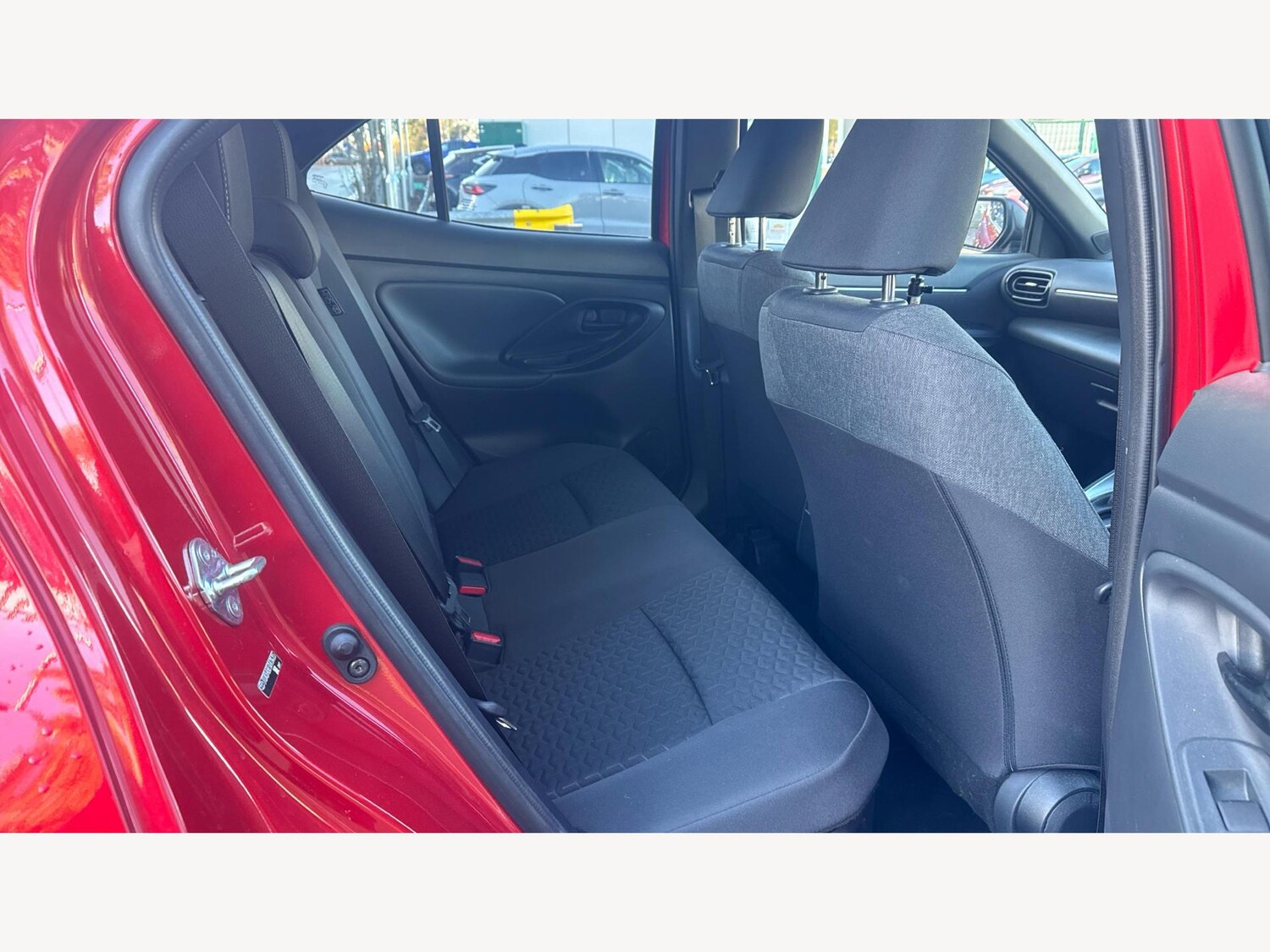 Used Toyota Yaris Cross for sale - 77230336: Photo 15