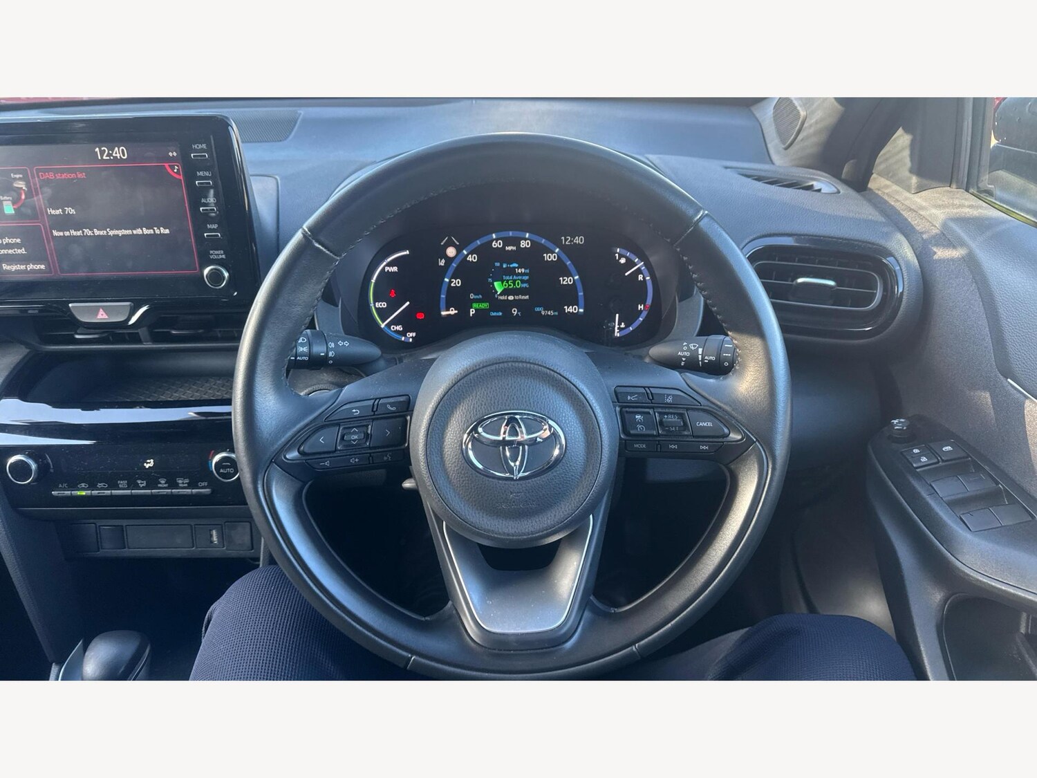 Used Toyota Yaris Cross for sale - 77230336: Photo 8
