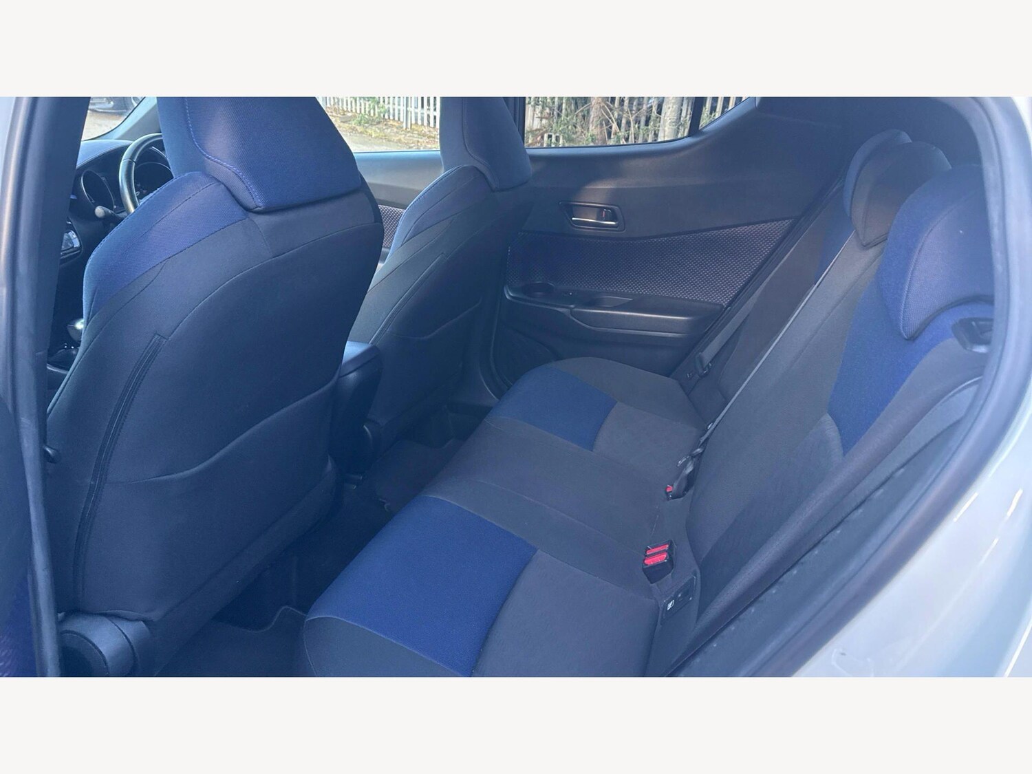 Used Toyota C-HR for sale - 77909779: Photo 15