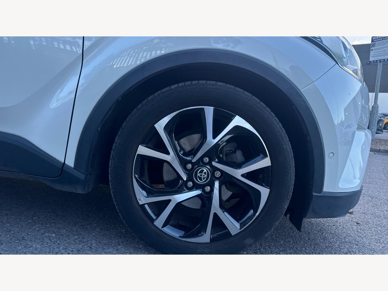 Used Toyota C-HR for sale - 77909779: Photo 20