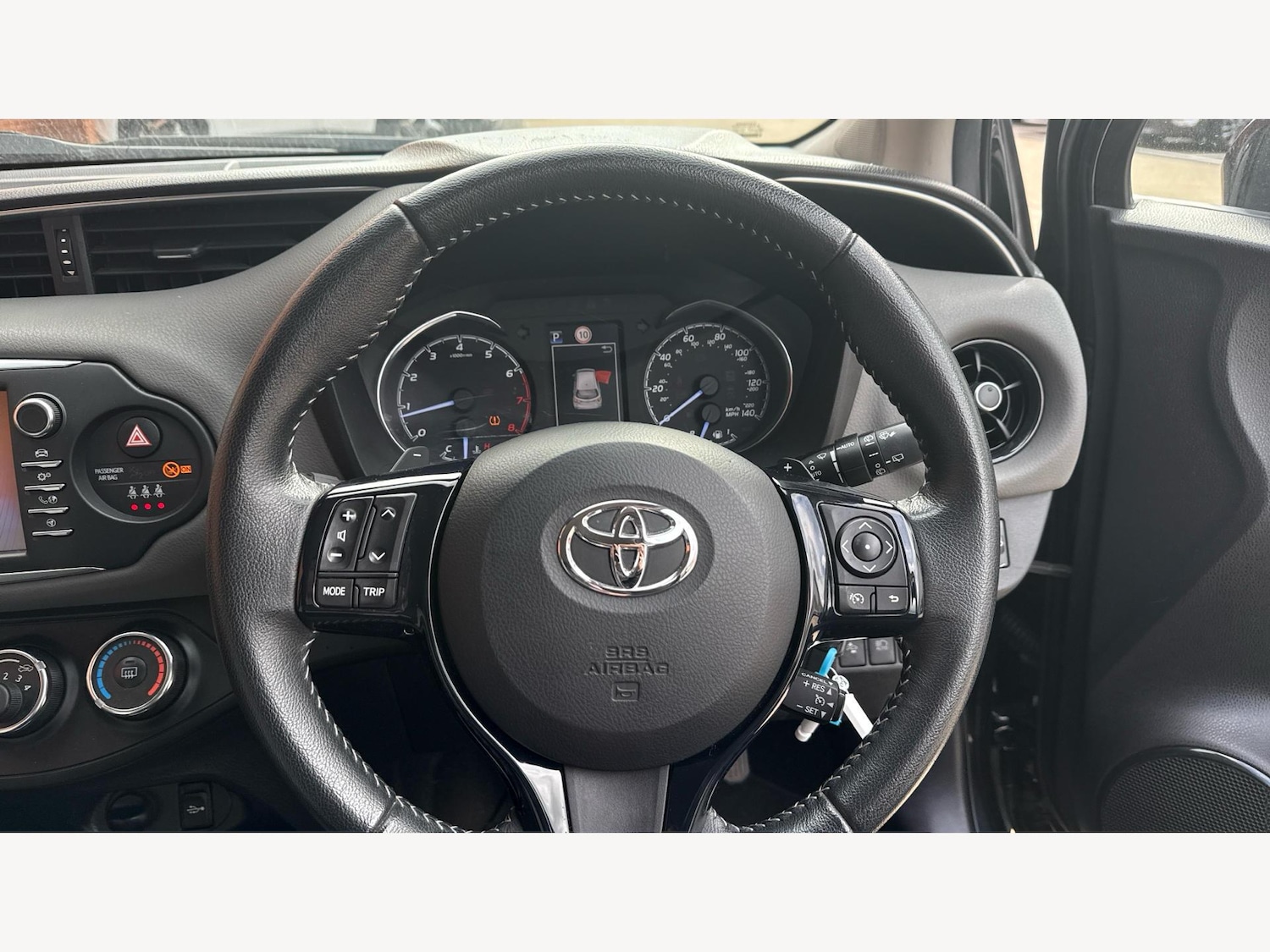 Used Toyota Yaris 2018 for sale - 76361116: Photo 10