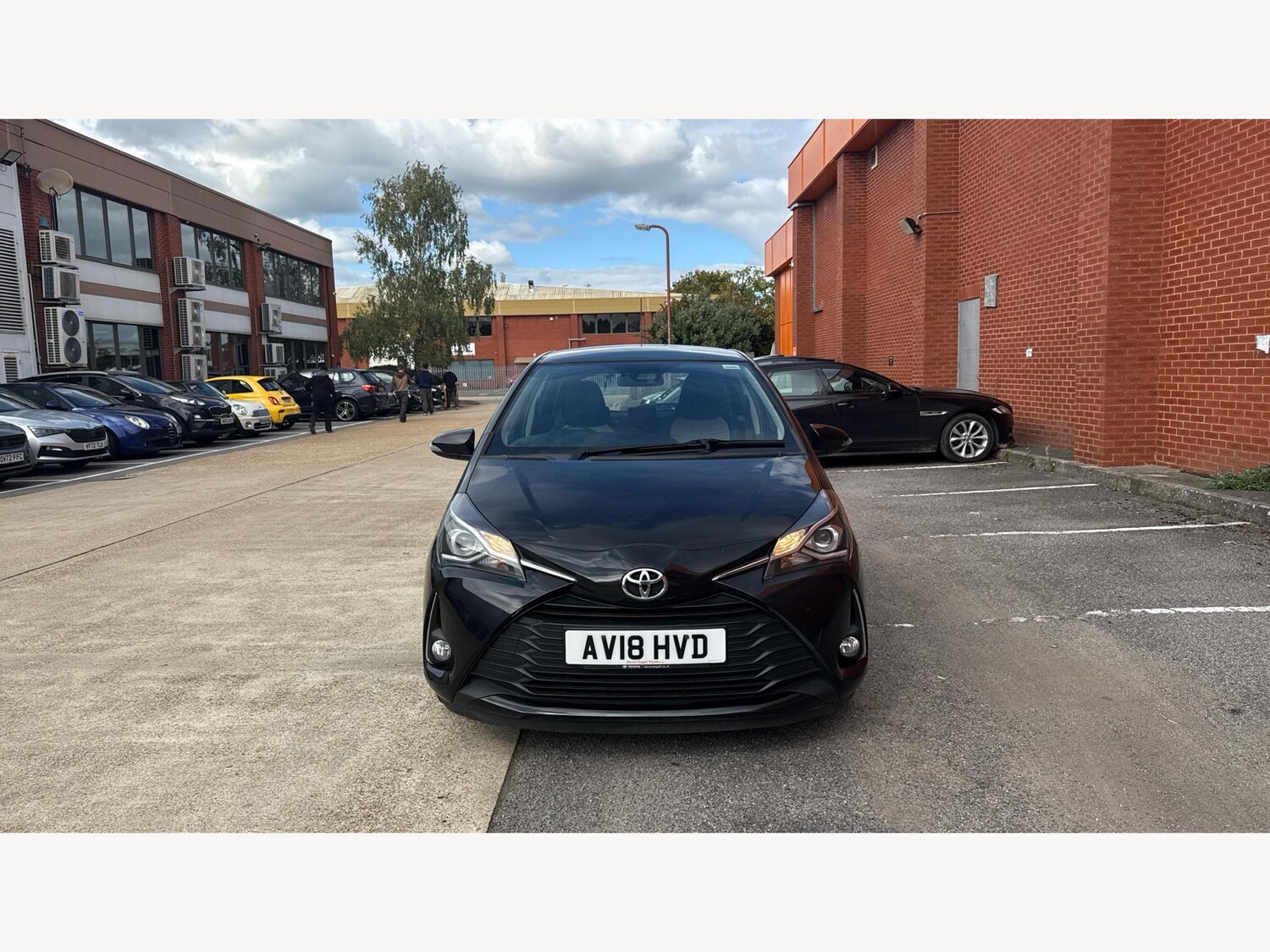 Used Toyota Yaris 2018 for sale - 76361116: Photo 17