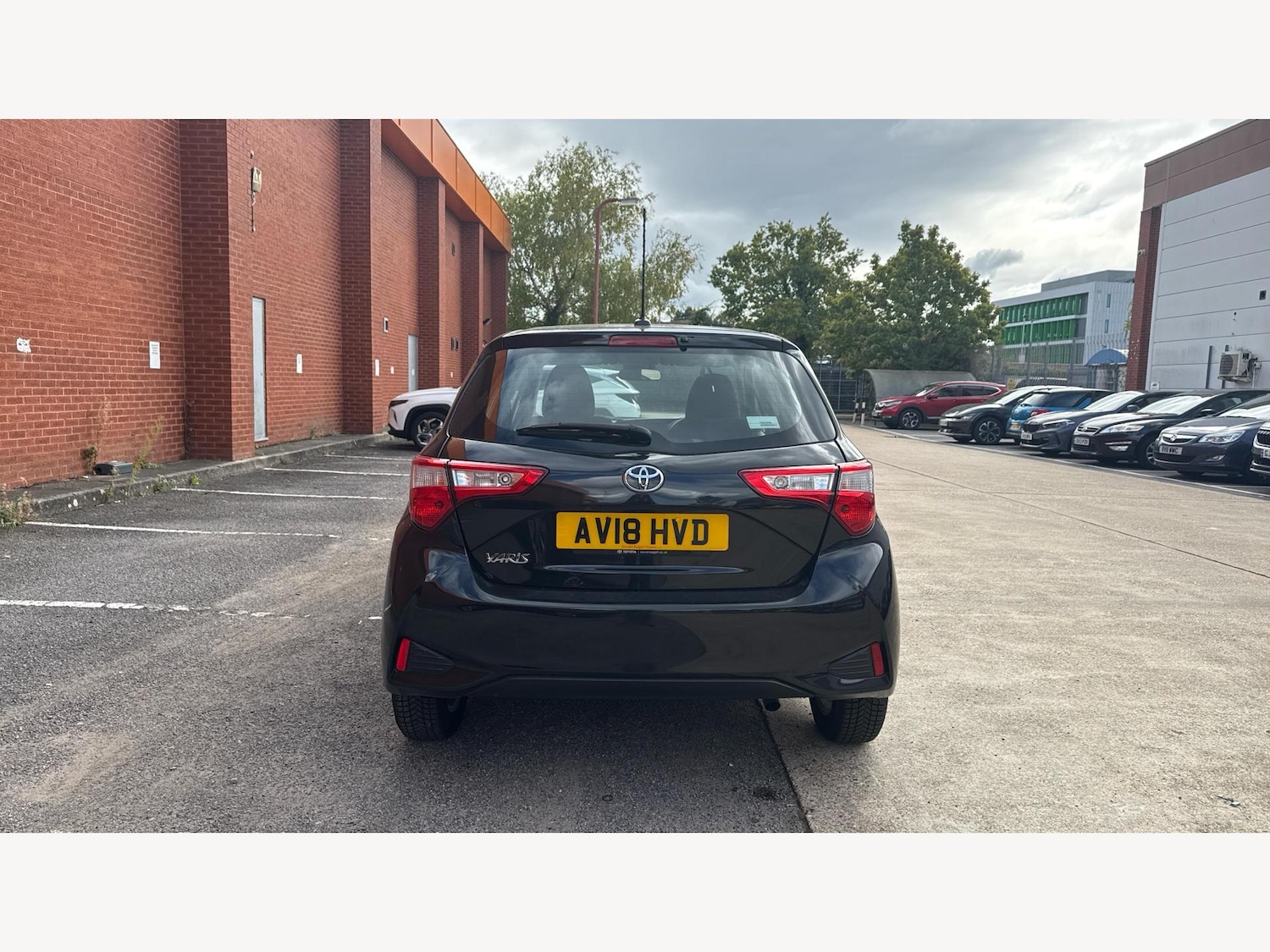 Used Toyota Yaris 2018 for sale - 76361116: Photo 21