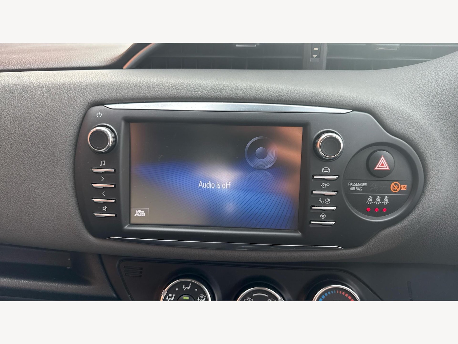 Used Toyota Yaris 2018 for sale - 76361116: Photo 9