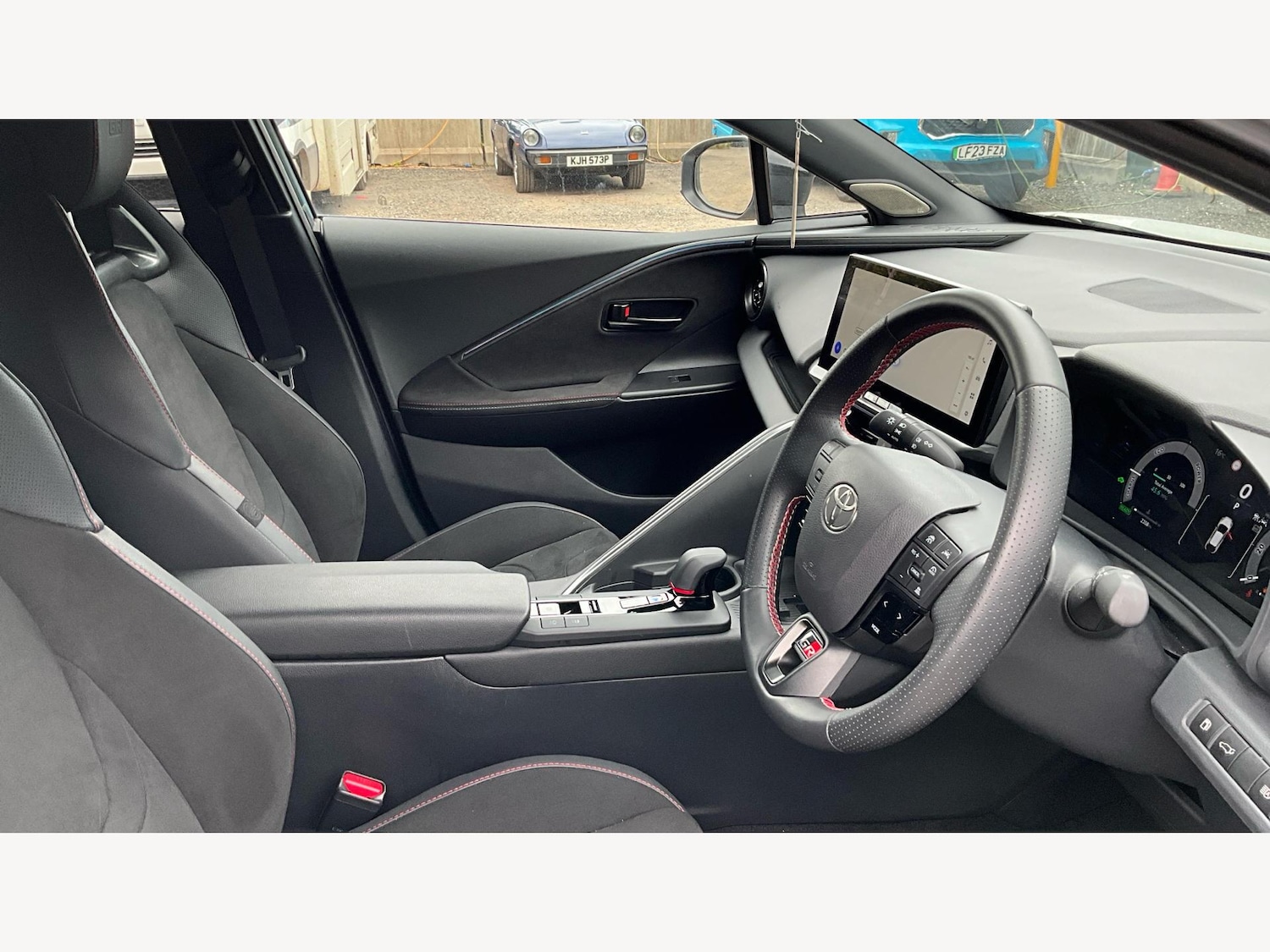 Used Toyota C-HR 2025 for sale - 76688669: Photo 13