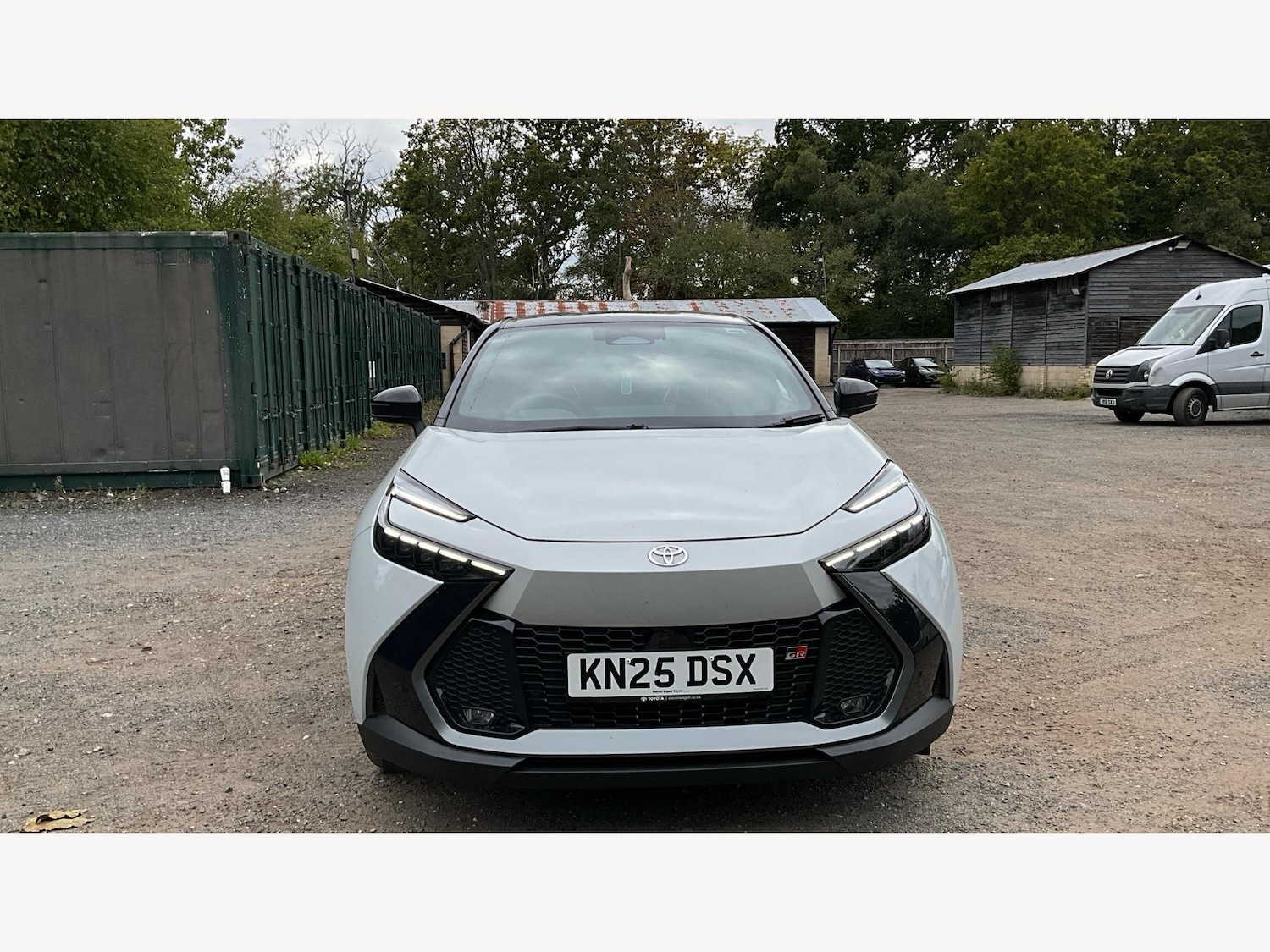 Used Toyota C-HR 2025 for sale - 76688669: Photo 17