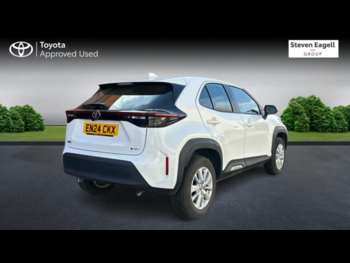 Used Toyota Yaris Cross 2024 for sale - 74701312: Photo