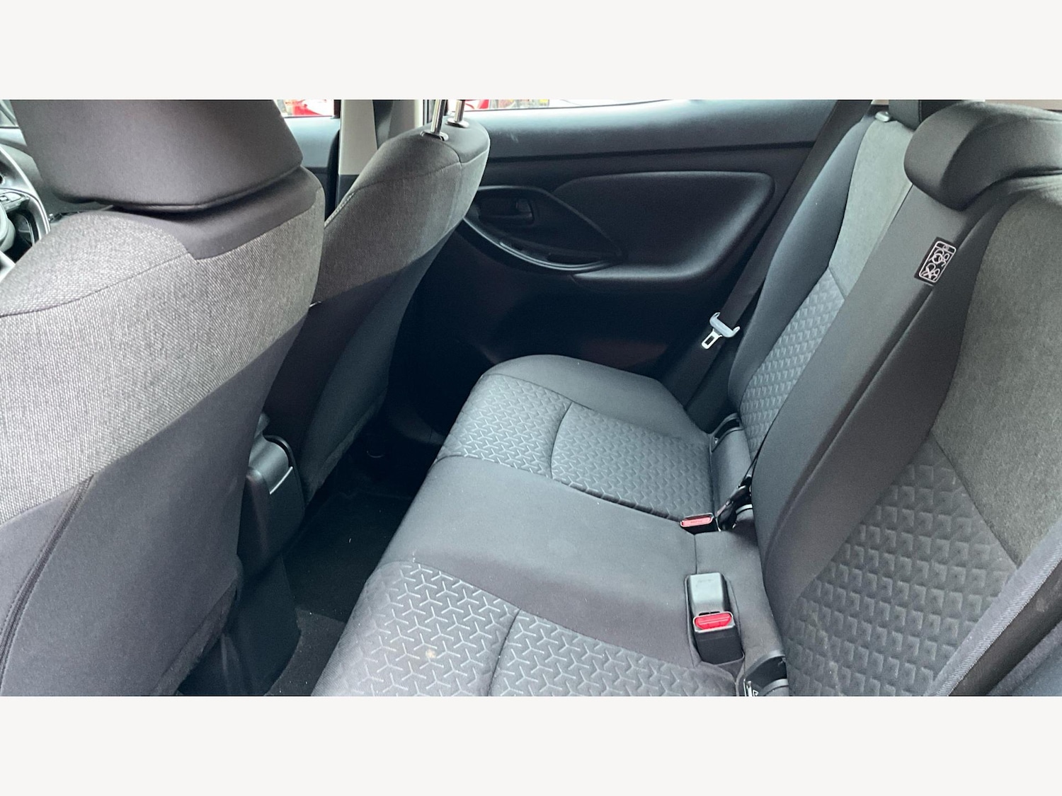 Used Toyota Yaris Cross 2022 for sale - 76371427: Photo 15