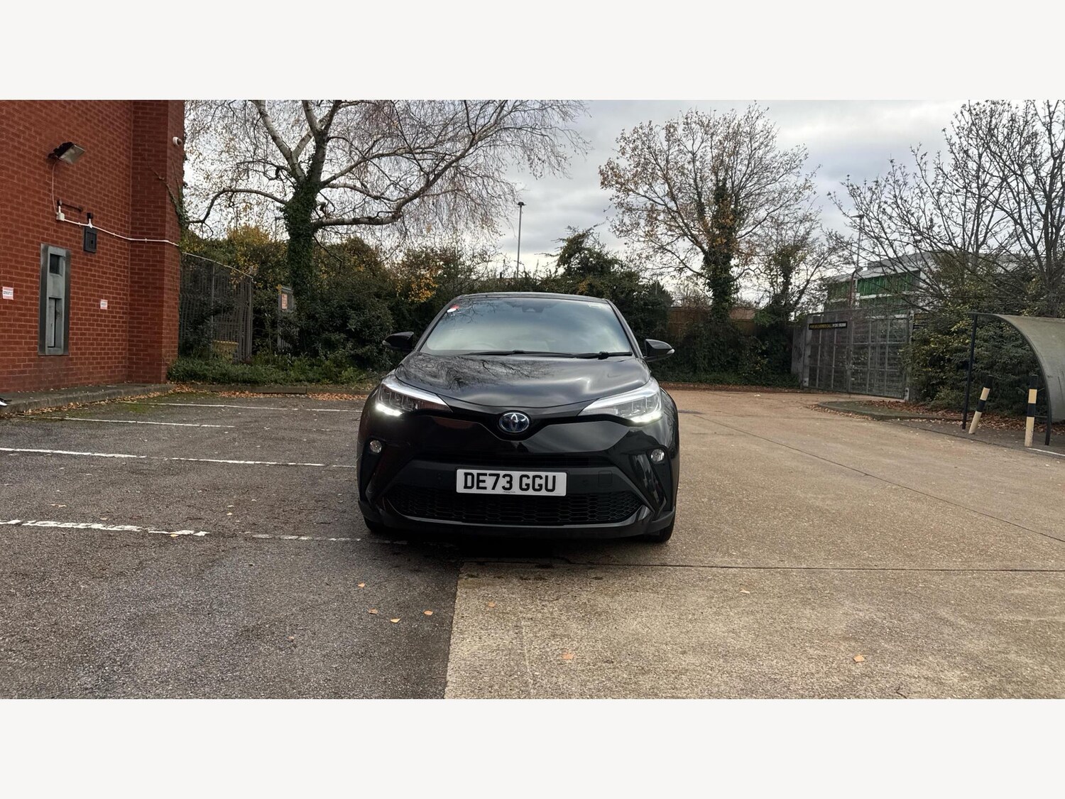 Used Toyota C-HR 2023 for sale - 77305999: Photo 17