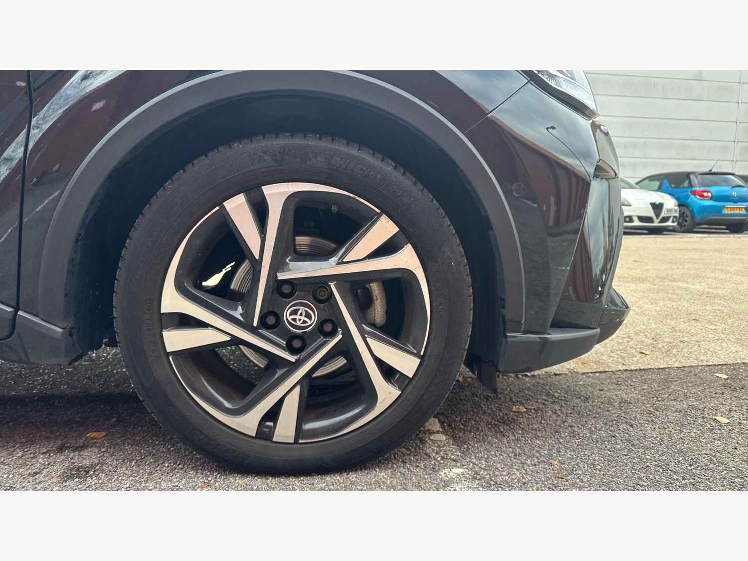 Used Toyota C-HR 2023 for sale - 77305999: Photo 20