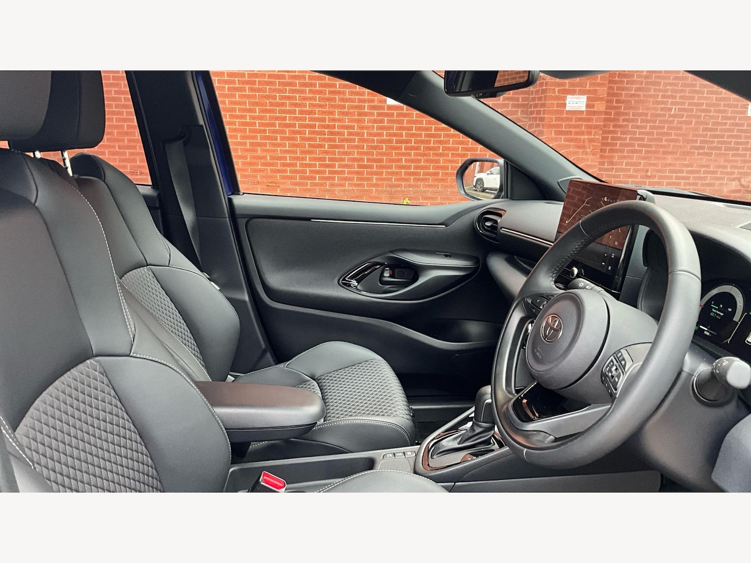 Used Toyota Yaris 2025 for sale - 76644617: Photo 13