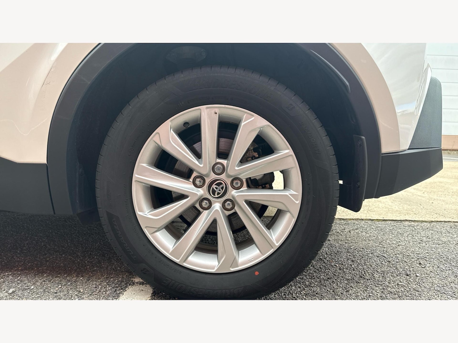 Used Toyota C-HR 2024 for sale - 76072504: Photo 20