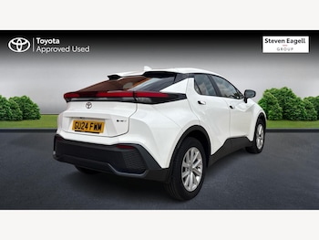 Used Toyota C-HR 2024 for sale - 76072504: Photo 2