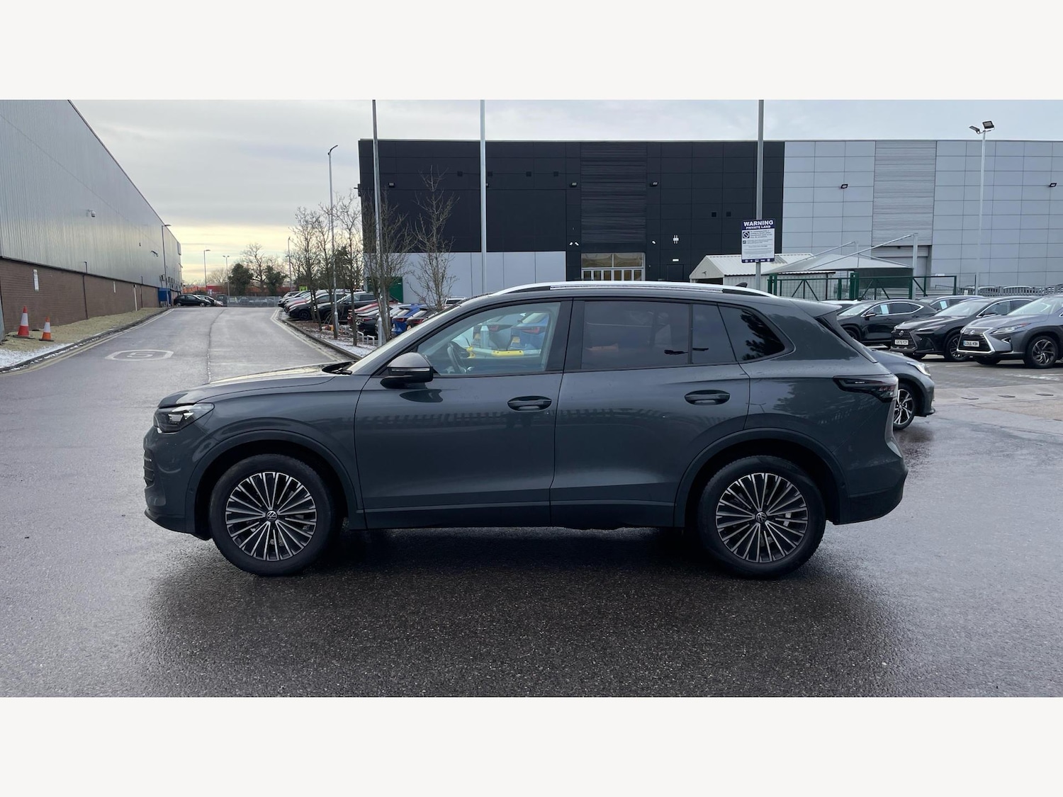 Used Volkswagen Tiguan 2024 for sale - 77120087: Photo 19