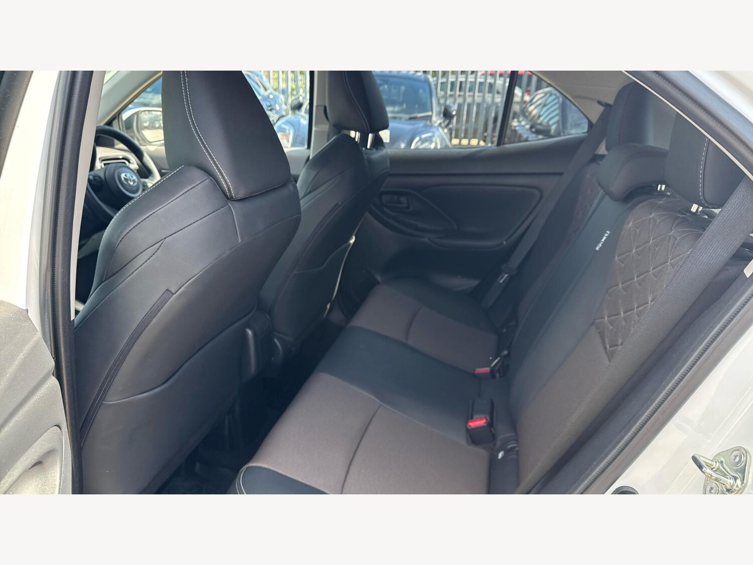 Used Toyota Yaris Cross 2023 for sale - 78047411: Photo 15