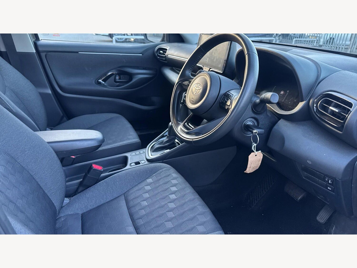 Used Toyota Yaris 2024 for sale - 77909182: Photo 13