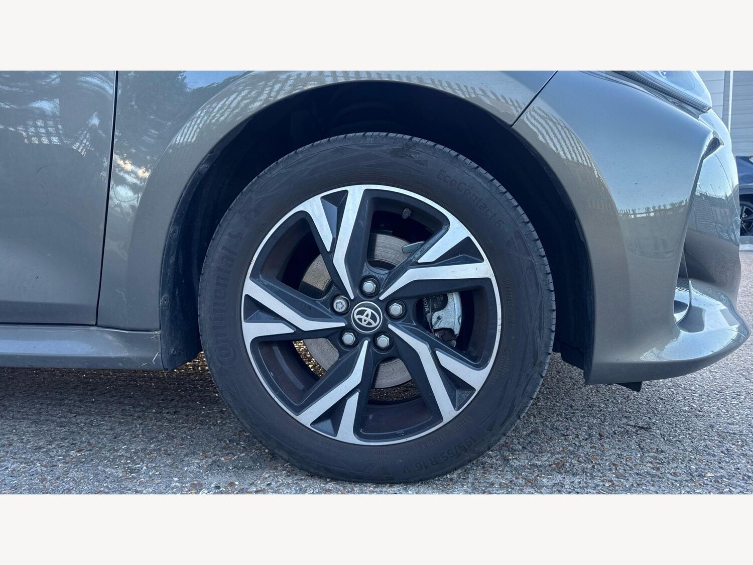 Used Toyota Yaris 2024 for sale - 77909182: Photo 20