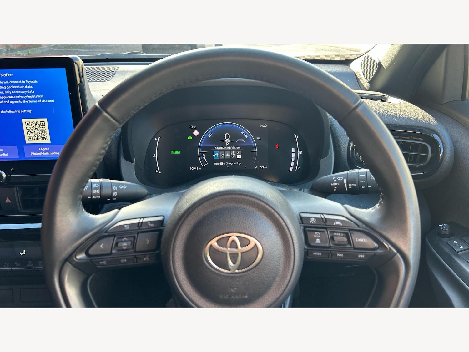 Used Toyota Yaris Cross 2024 for sale - 76645614: Photo 10