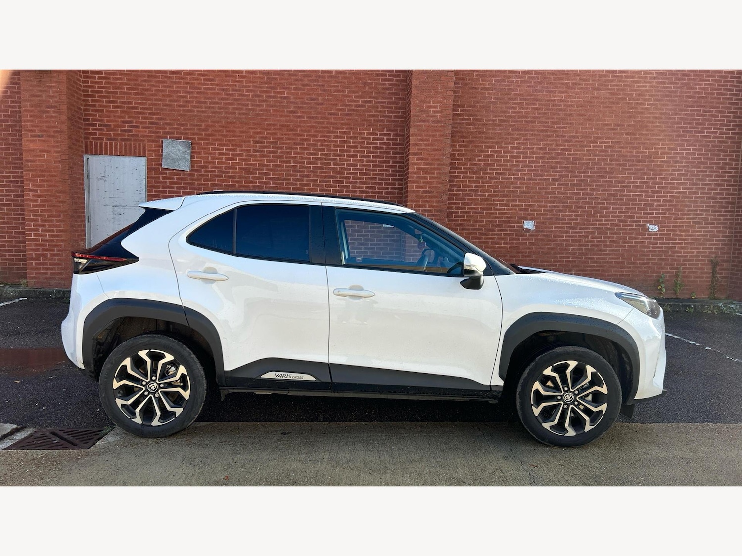 Used Toyota Yaris Cross 2024 for sale - 76645614: Photo 18