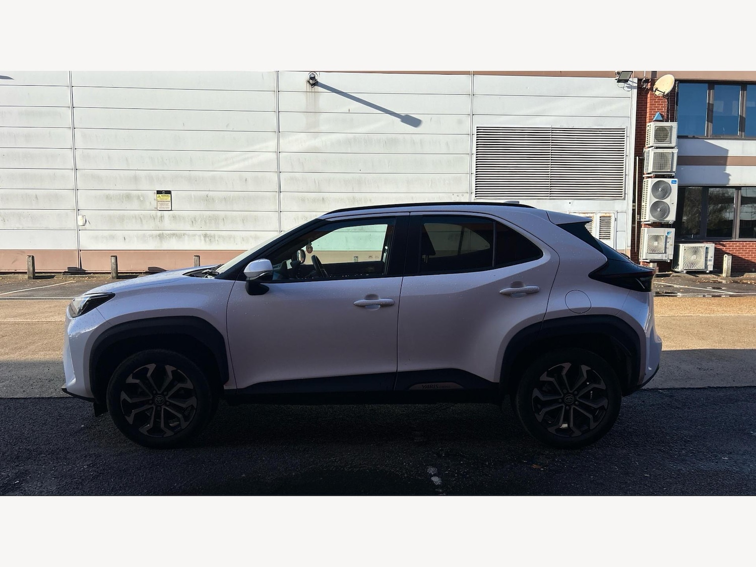 Used Toyota Yaris Cross 2024 for sale - 76645614: Photo 19