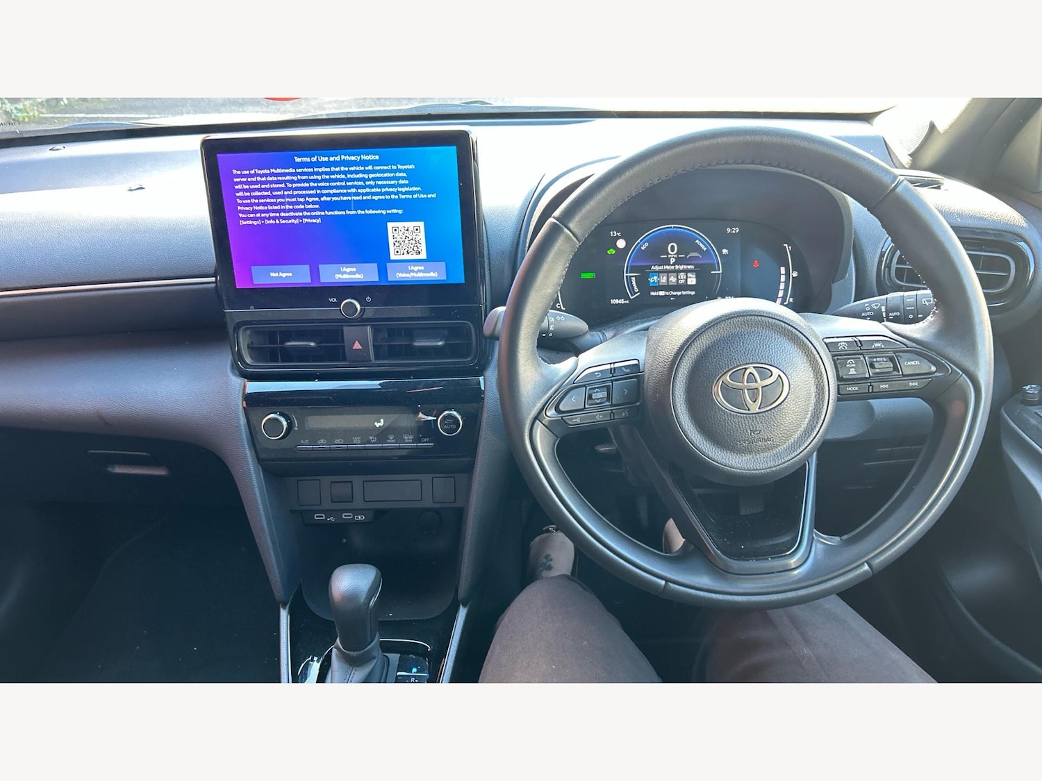 Used Toyota Yaris Cross 2024 for sale - 76645614: Photo 7