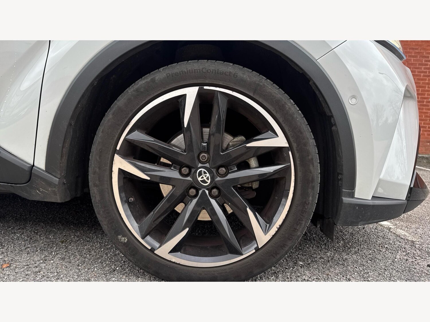 Used Toyota C-HR 2023 for sale - 77039970: Photo 20