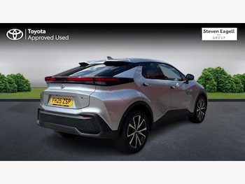 Used Toyota C-HR 2025 for sale - 79521329: Photo