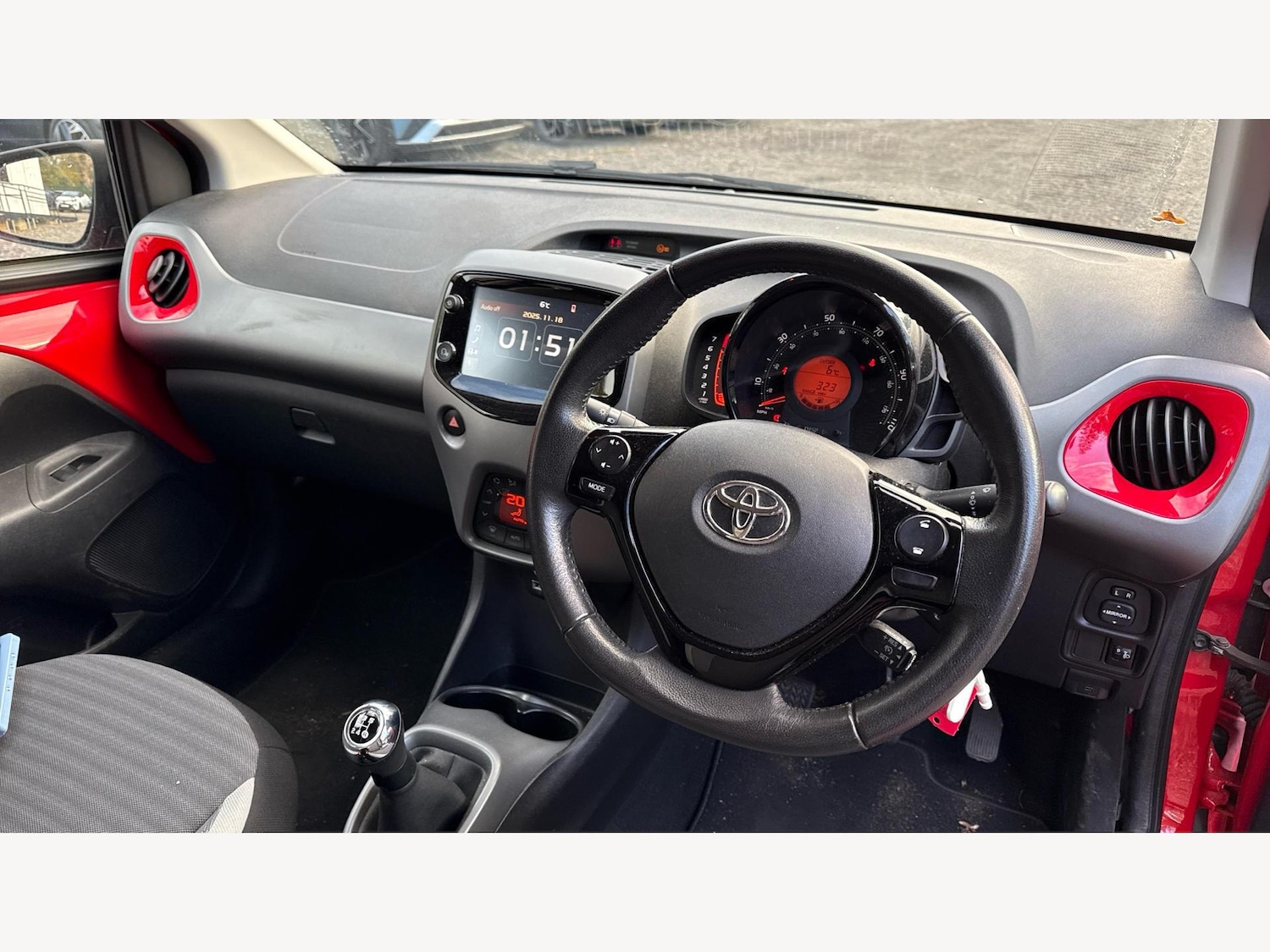 Used Toyota AYGO 2019 for sale - 76689886: Photo 7