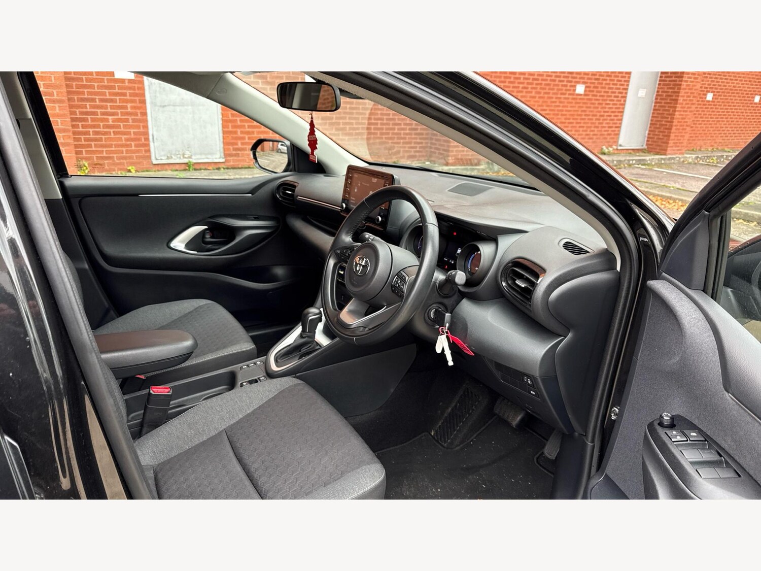 Used Toyota Yaris 2022 for sale - 77496566: Photo 13