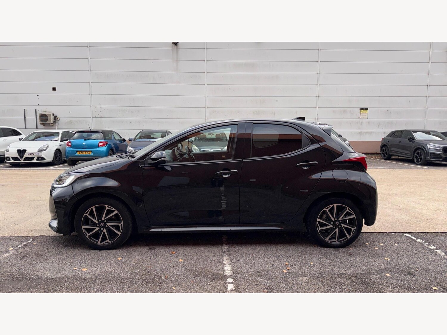 Used Toyota Yaris 2022 for sale - 77496566: Photo 19
