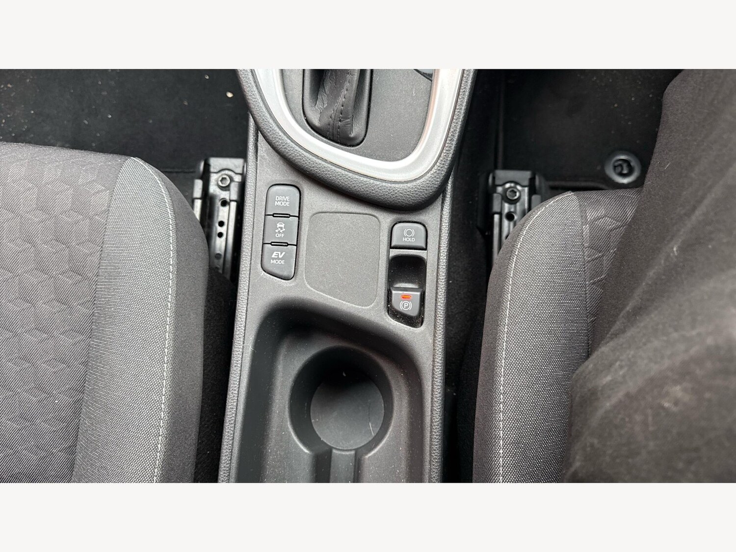 Used Toyota Yaris 2022 for sale - 77496566: Photo 27