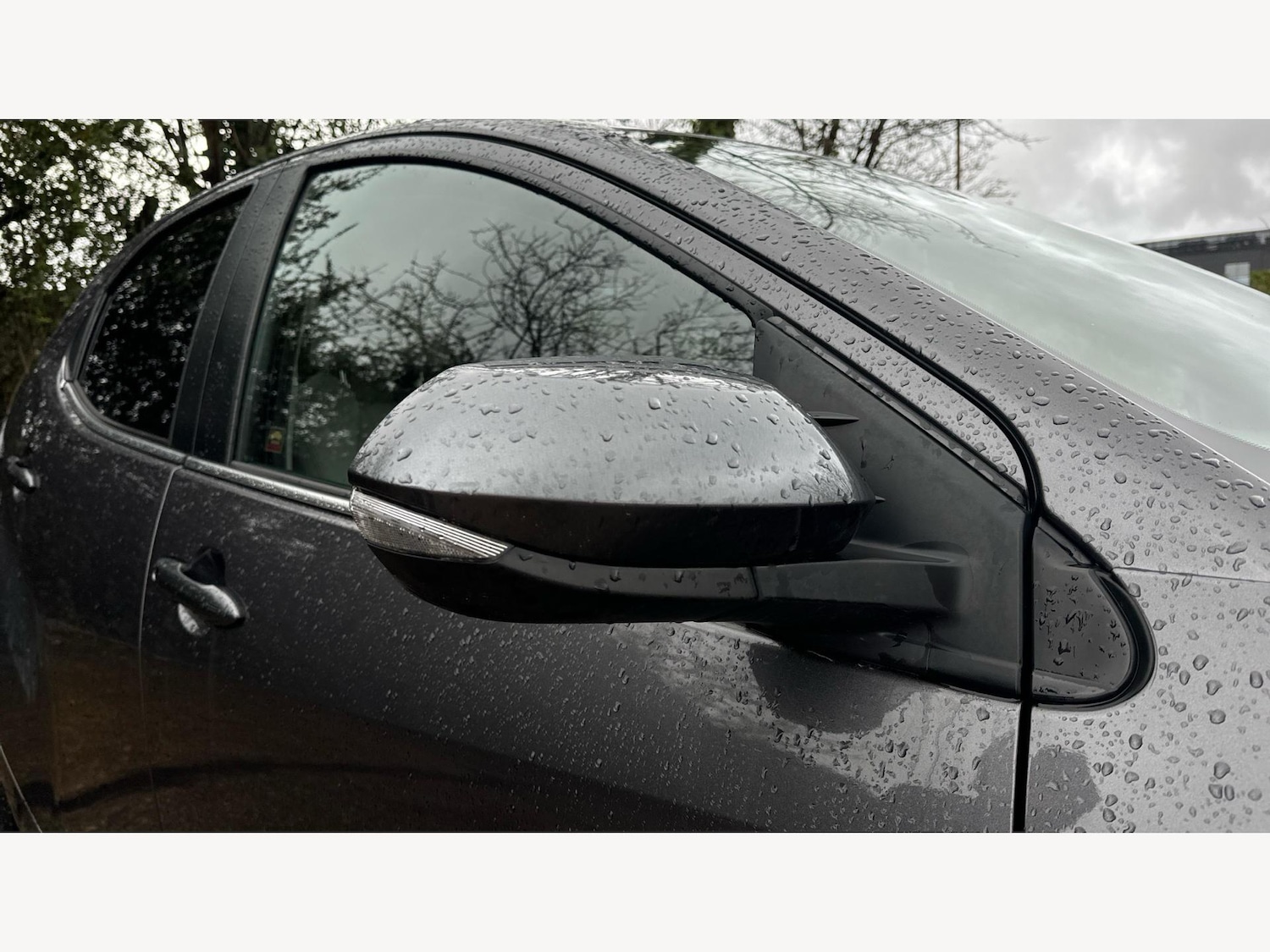 Used Toyota Yaris 2021 for sale - 76689962: Photo 26