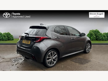 Used Toyota Yaris 2021 for sale - 76689962: Photo