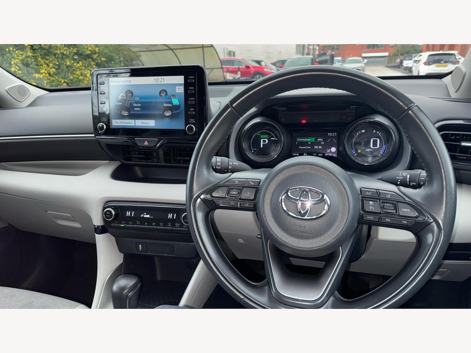 Used Toyota Yaris 2021 for sale - 76689962: Photo 8