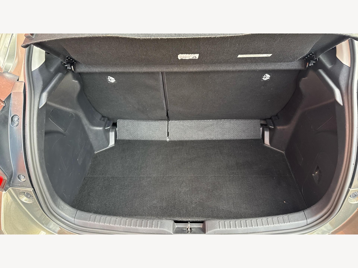 Used Toyota Yaris 2022 for sale - 76388196: Photo 16