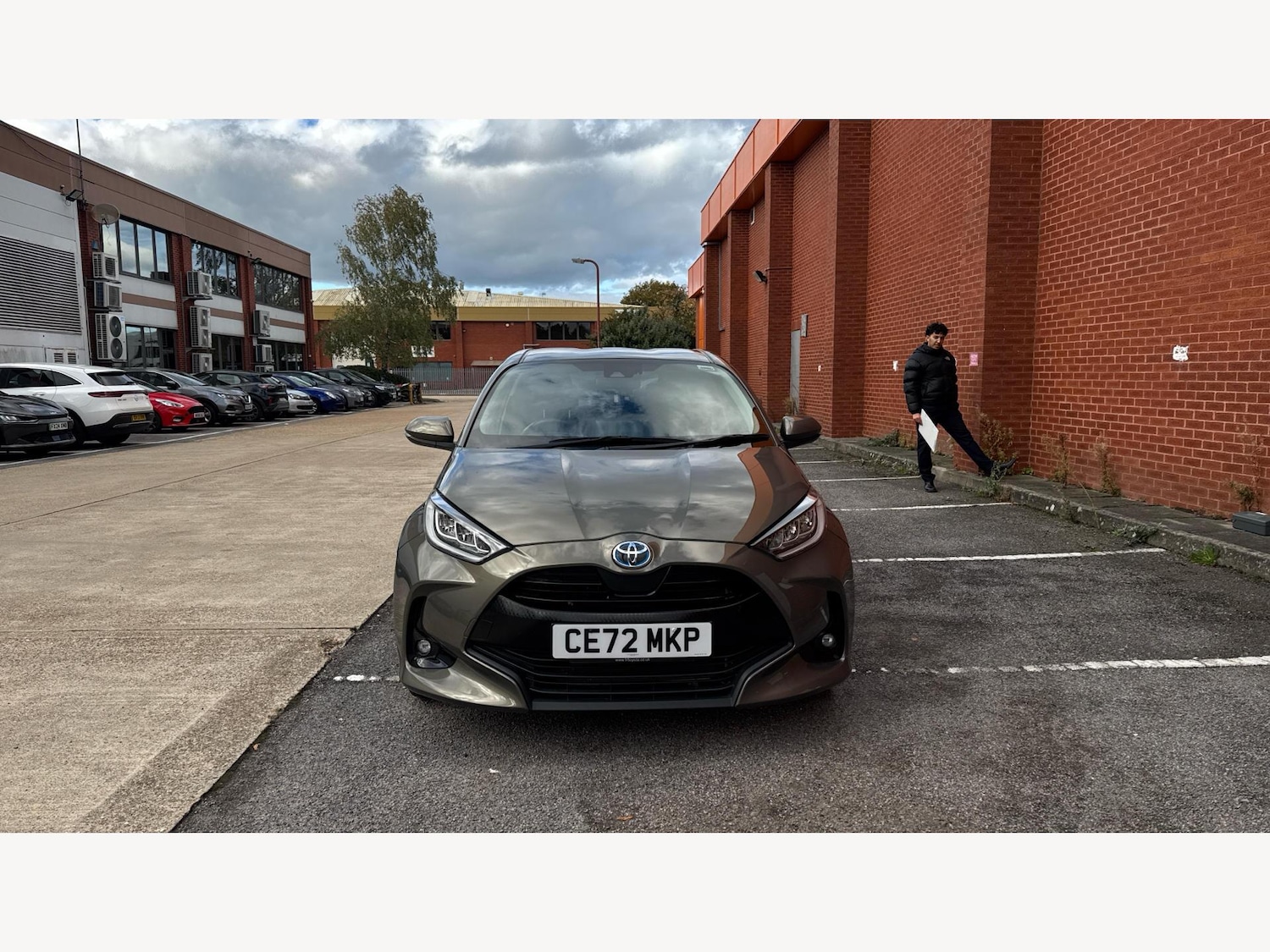 Used Toyota Yaris 2022 for sale - 76388196: Photo 17