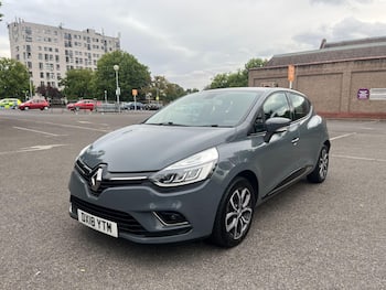 Used Renault Clio 2018 for sale - 79846774: Photo