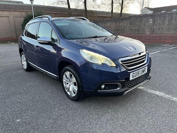 Used Peugeot 2008 2015 for sale - 79847112: Photo
