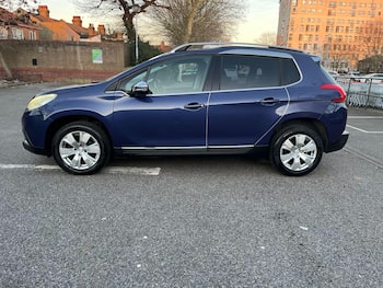 Used Peugeot 2008 2015 for sale - 79847112: Photo