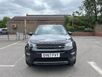 Used Land Rover Discovery Sport 2017 for sale - 79847130: Photo
