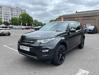 Used Land Rover Discovery Sport 2017 for sale - 79847130: Photo