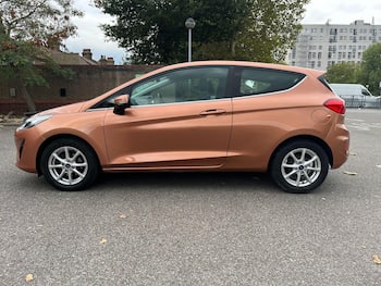 Used Ford Fiesta 2018 for sale - 79847744: Photo