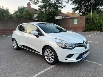 Used Renault Clio 2017 for sale - 79846804: Photo