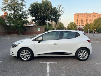 Used Renault Clio 2017 for sale - 79846804: Photo