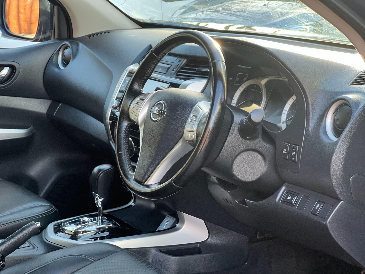 Used Nissan Navara 2020 for sale - 77892706: Photo 17