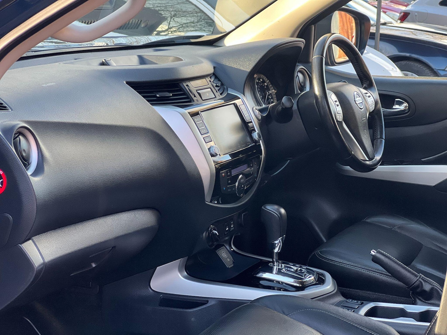 Used Nissan Navara 2020 for sale - 77892706: Photo 31