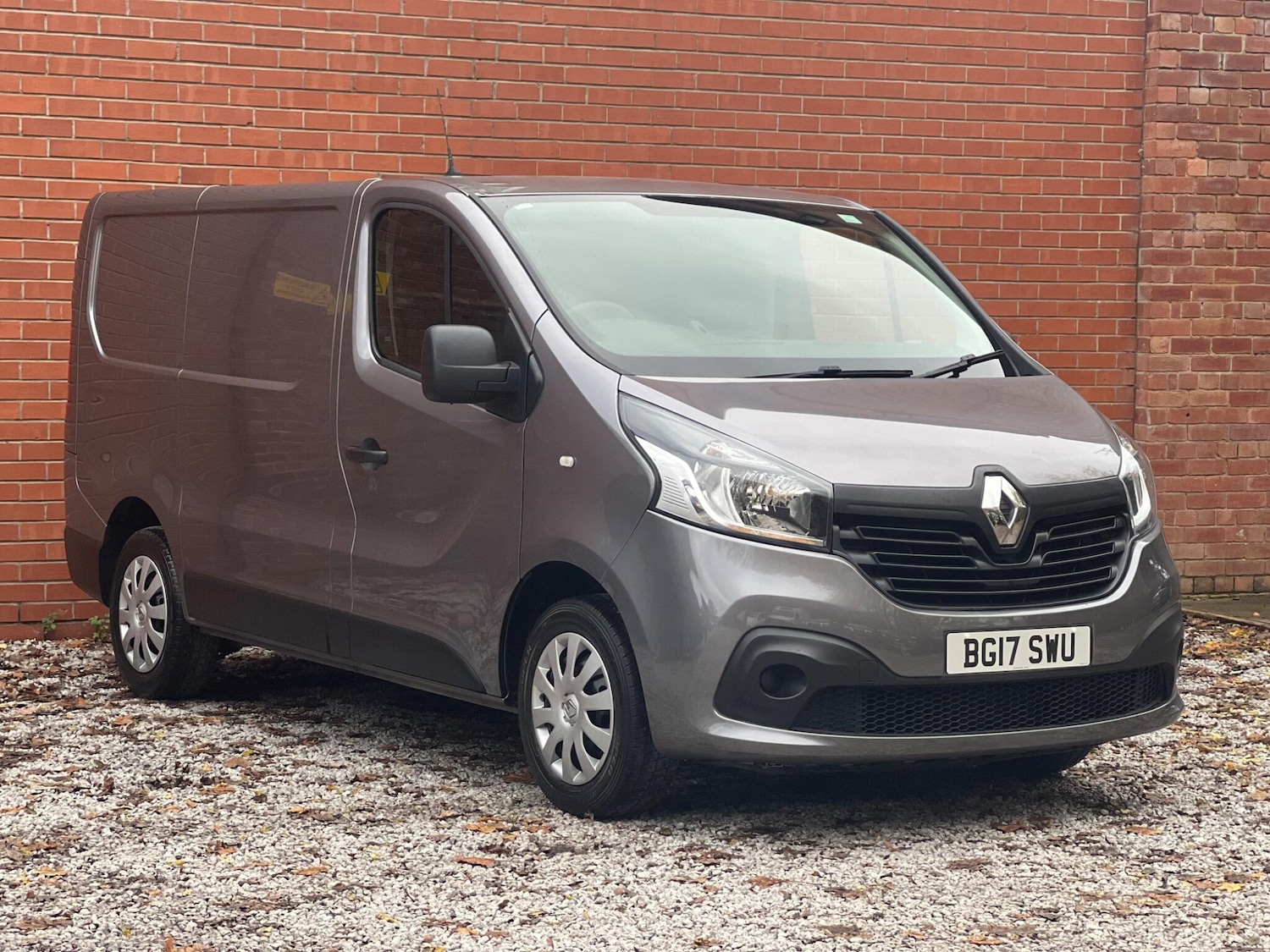 Used Renault Trafic 2017 for sale - 76512927: Photo 1