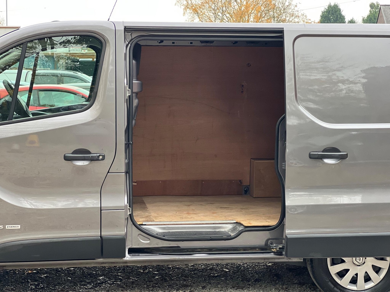 Used Renault Trafic 2017 for sale - 76512927: Photo 25